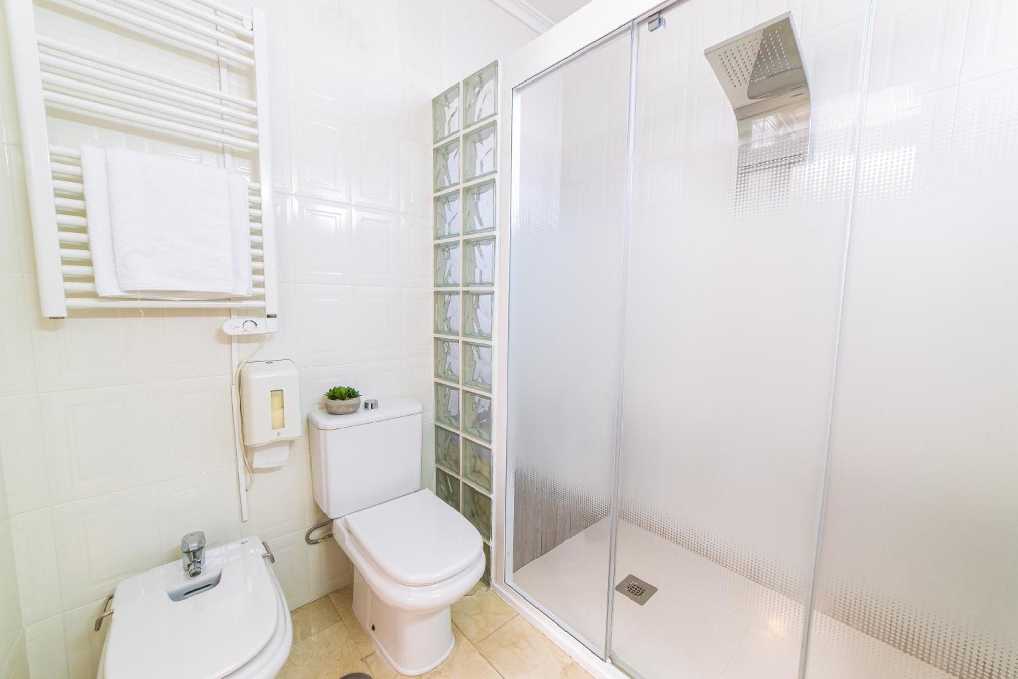 Aspe Hostal Ya מראה חיצוני תמונה
