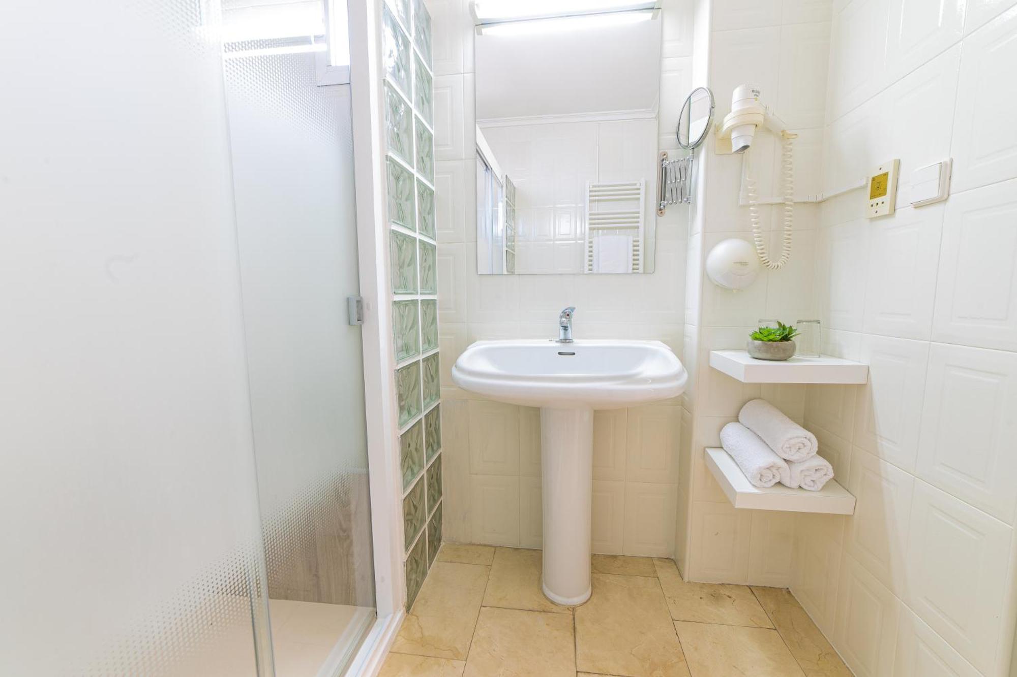 Aspe Hostal Ya מראה חיצוני תמונה
